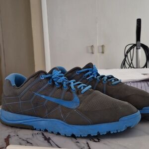 Nike Air Flywire LN2 Golf Shoes Cleats Boys Youth Mesh Sneakerz  Comfort  Sz 7Y